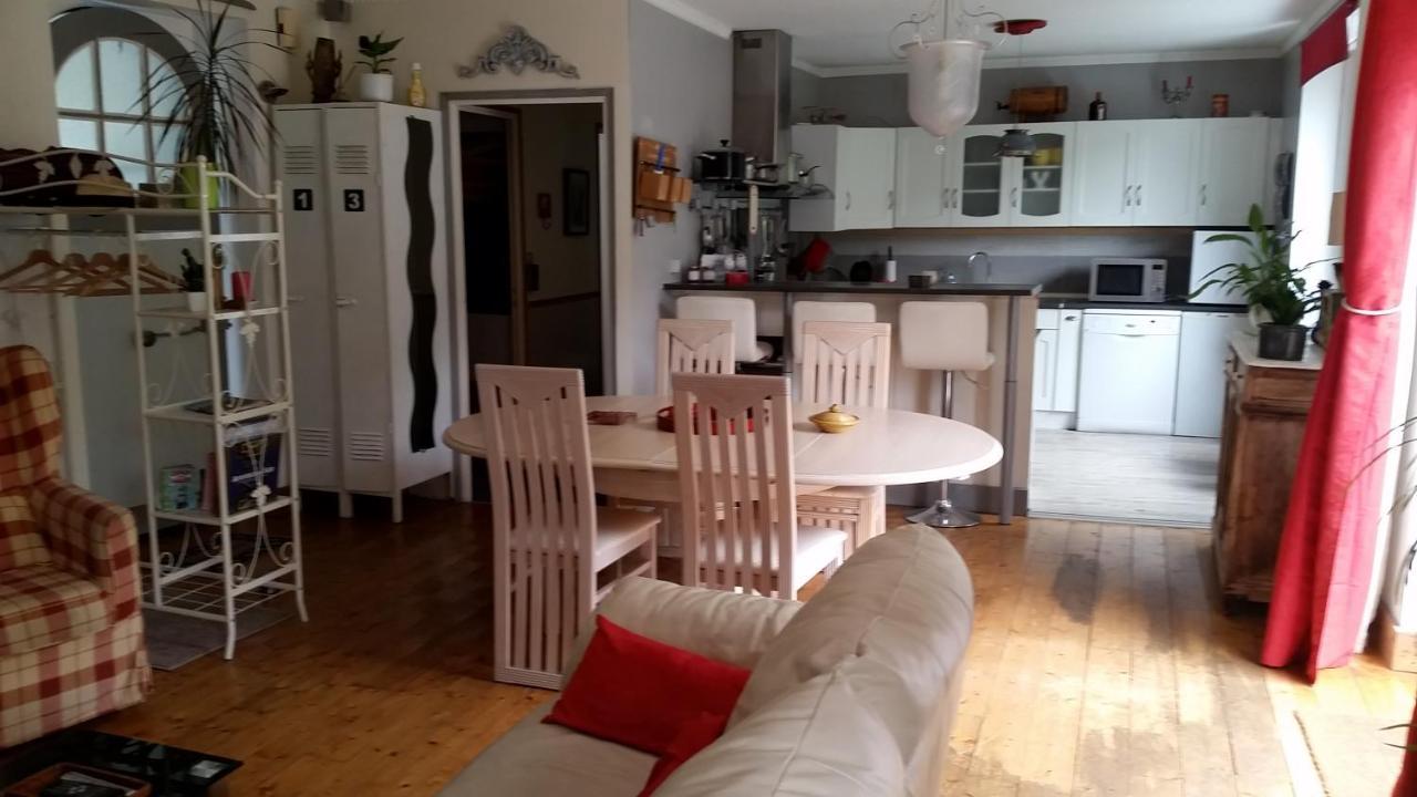 Appartement La Loob Gites De Daumesnil Etage Morlaix Exterior foto