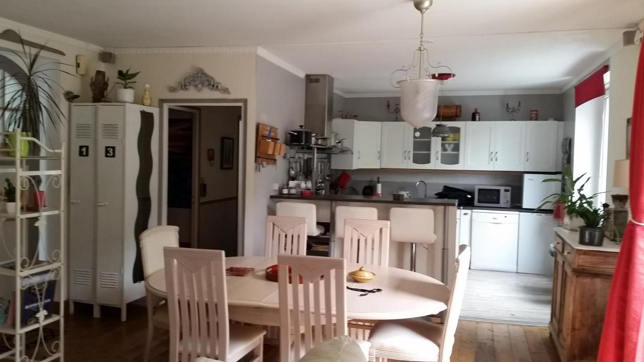 Appartement La Loob Gites De Daumesnil Etage Morlaix Exterior foto